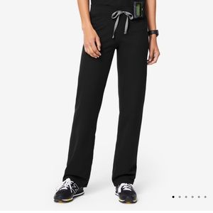 EUC petite black figs scrub bottoms